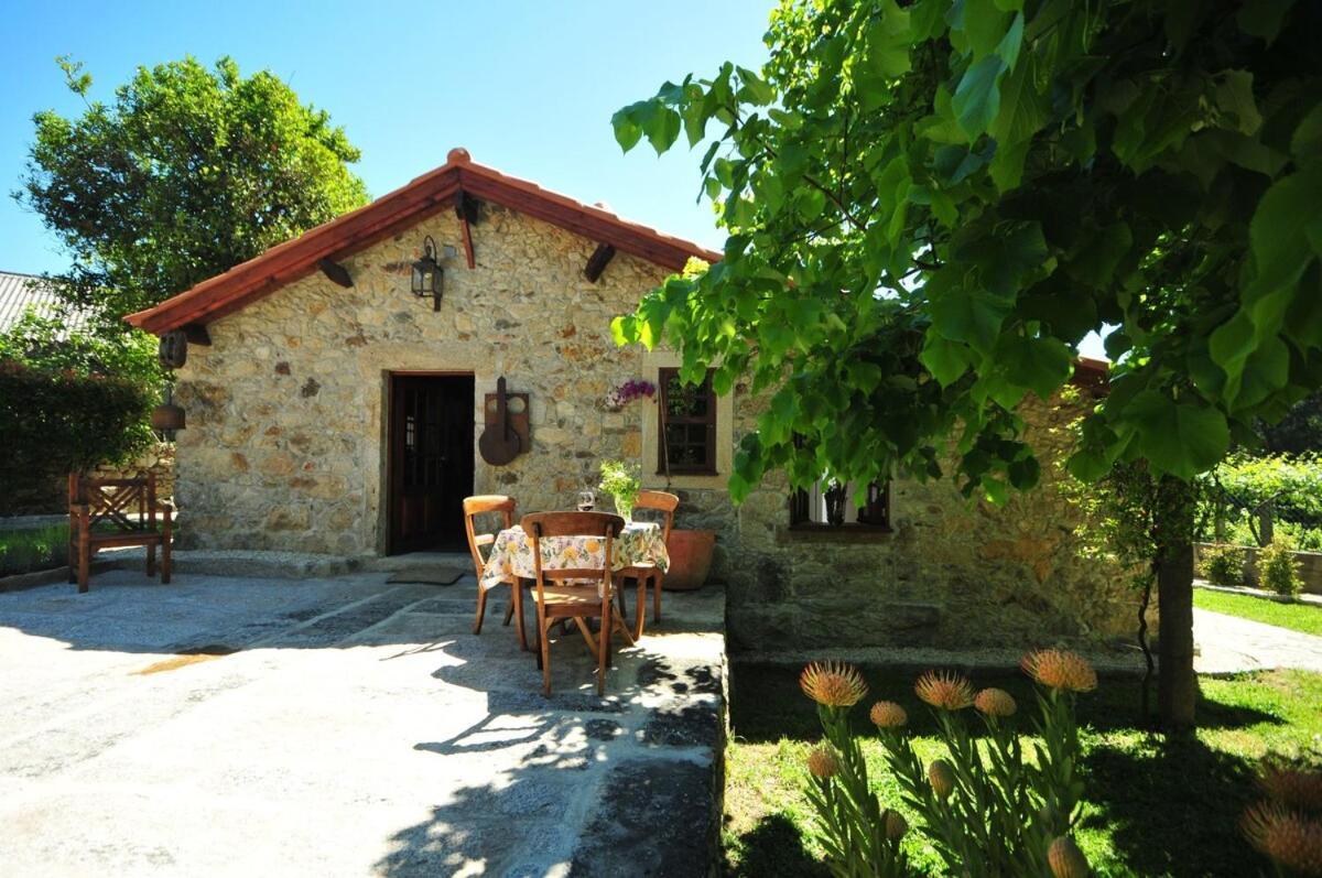 Casas De Santiago Villa วีลาโนวา เด เซอร์เวย์รา ภายนอก รูปภาพ