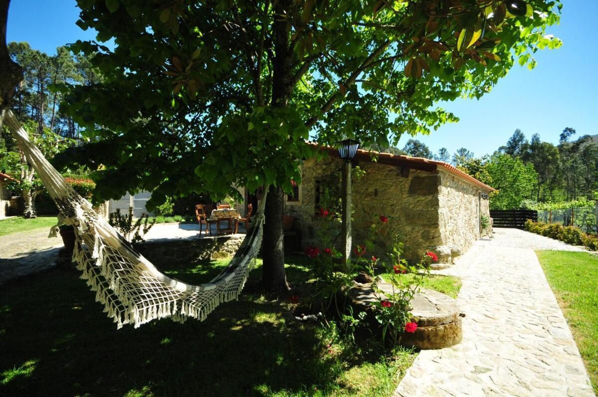 Casas De Santiago Villa วีลาโนวา เด เซอร์เวย์รา ภายนอก รูปภาพ