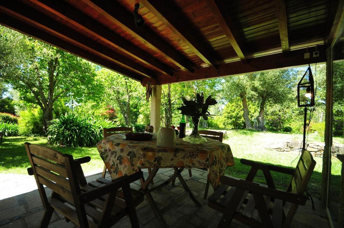 Casas De Santiago Villa วีลาโนวา เด เซอร์เวย์รา ภายนอก รูปภาพ